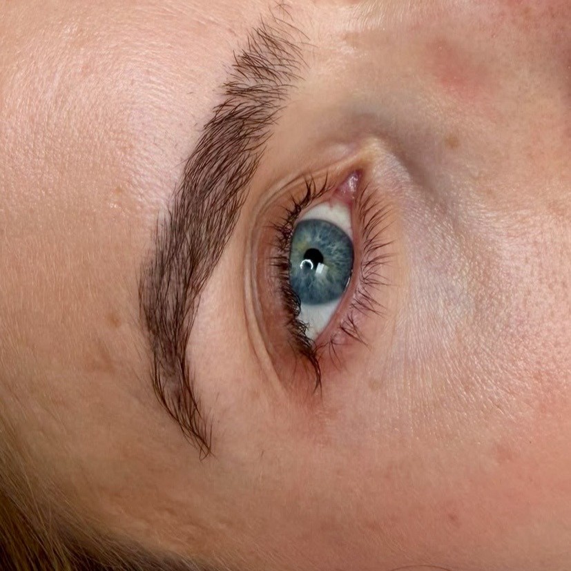 Unsere Signature-Behandlung: Korean Lash-Lifting. Vorher