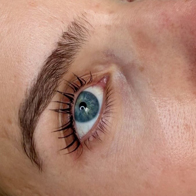 Korean Lash-Lifting nahher. Ab €88,- und bis zu 8 Wochen Haltbarkeit!